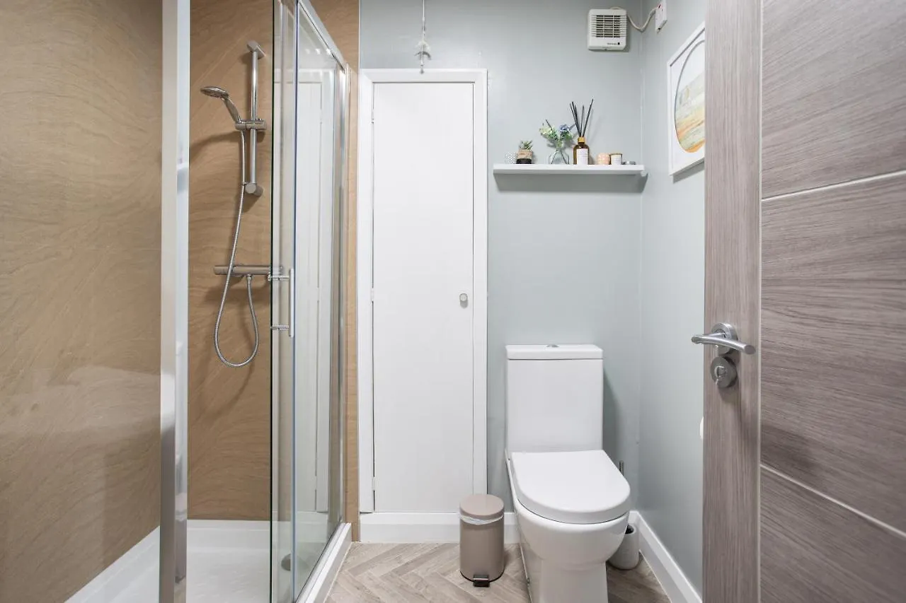 New Lisburn Road Apartment - Free Parking Belfast 0*,